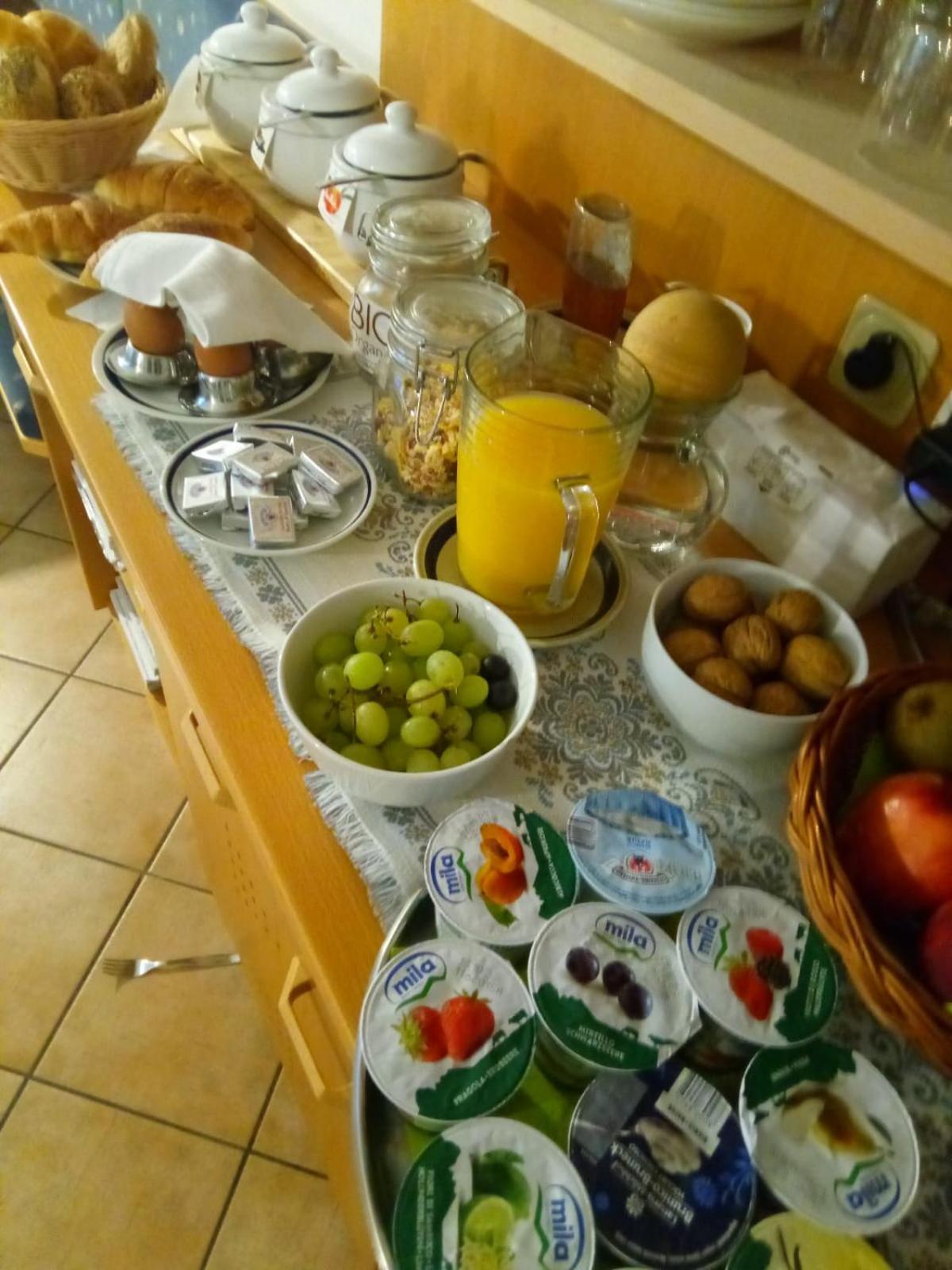 Bed and Breakfast Garni Renzler Rasun di Sopra Esterno foto