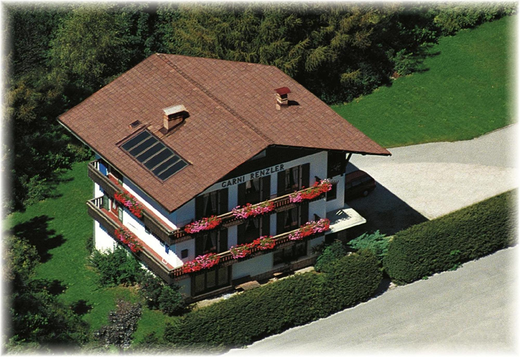 Bed and Breakfast Garni Renzler Rasun di Sopra Esterno foto