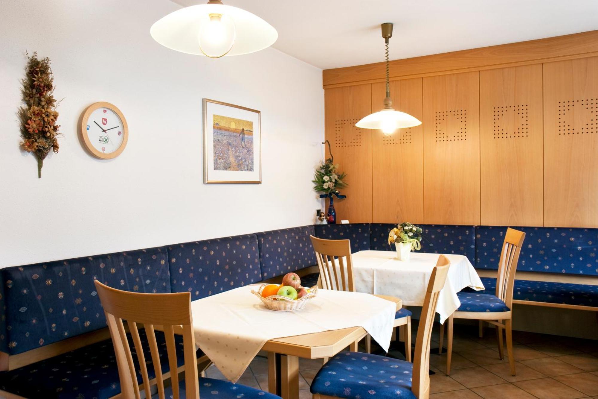 Bed and Breakfast Garni Renzler Rasun di Sopra Esterno foto