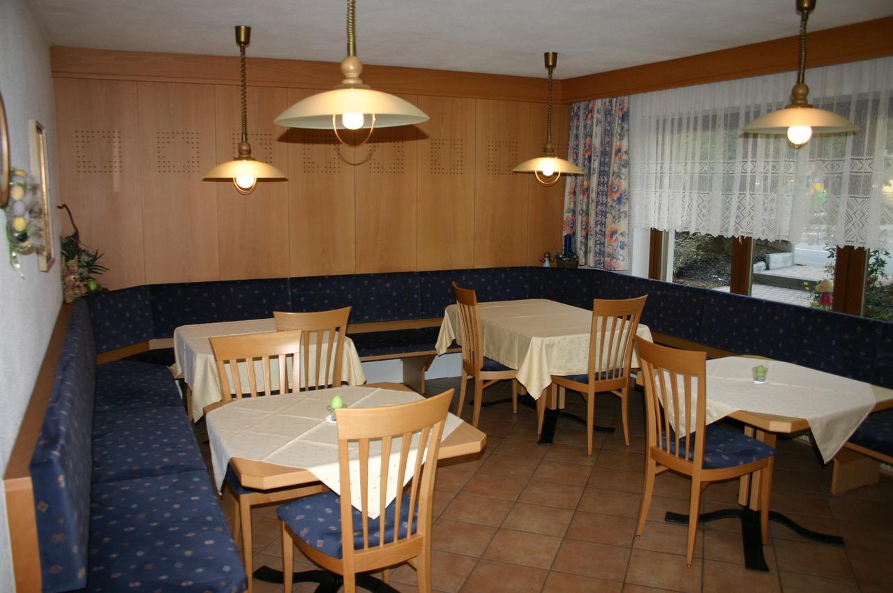 Bed and Breakfast Garni Renzler Rasun di Sopra Esterno foto
