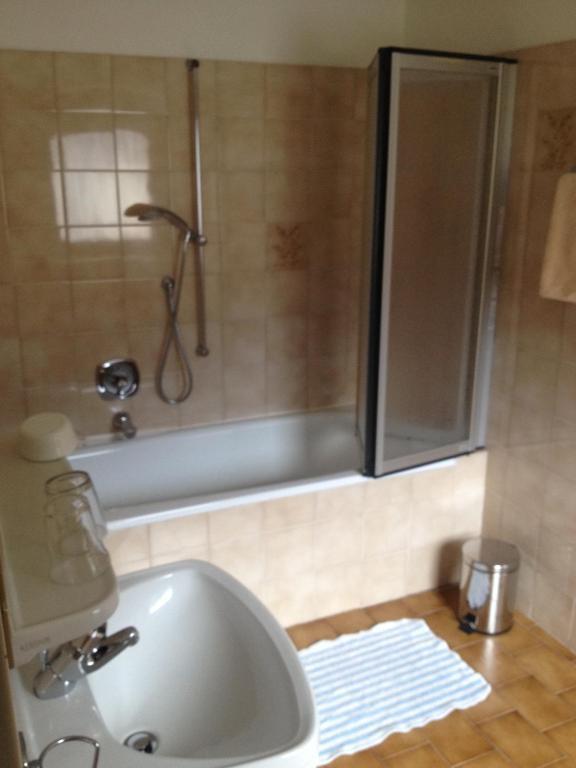 Bed and Breakfast Garni Renzler Rasun di Sopra Esterno foto