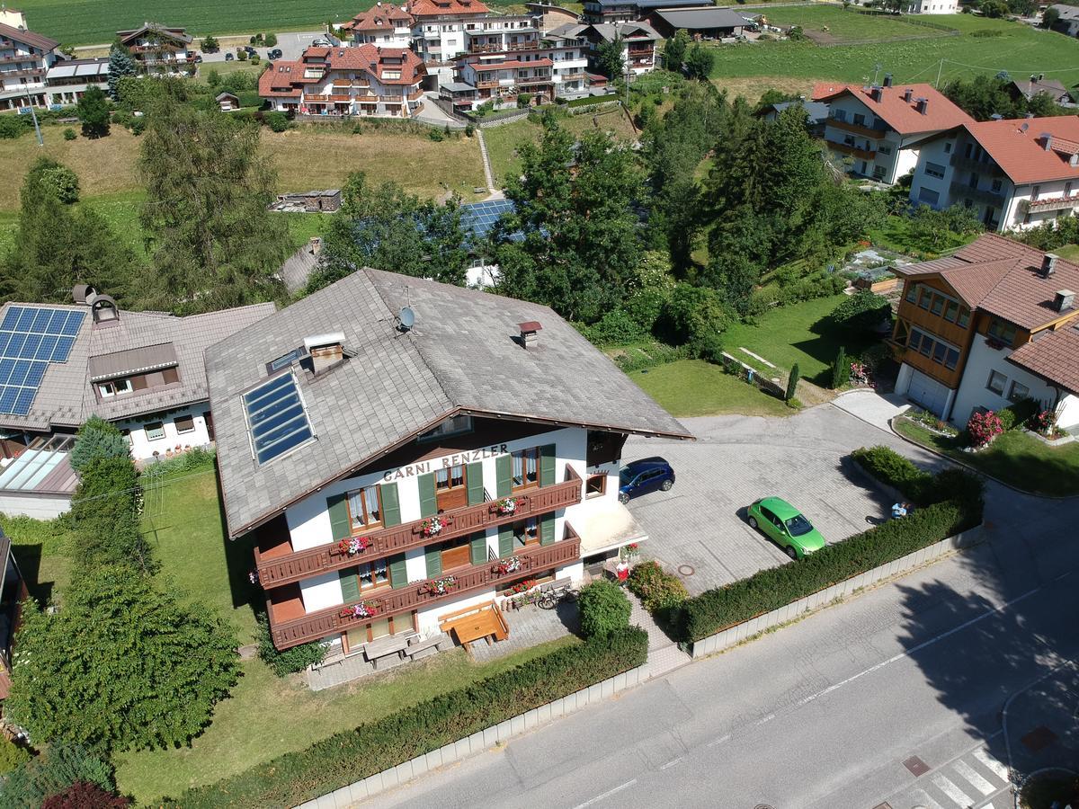 Bed and Breakfast Garni Renzler Rasun di Sopra Esterno foto